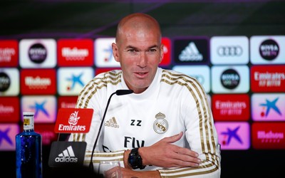 星空电竞热评-北爱尔兰队更衣室赛后沸腾了